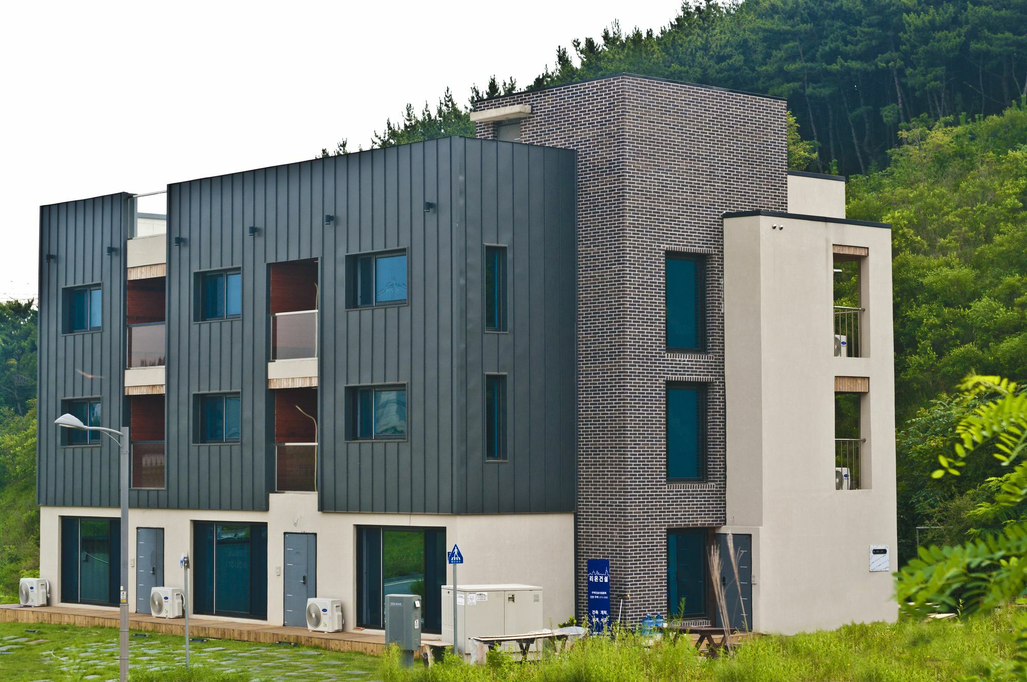 Leeon Guest House Incshon Kültér fotó